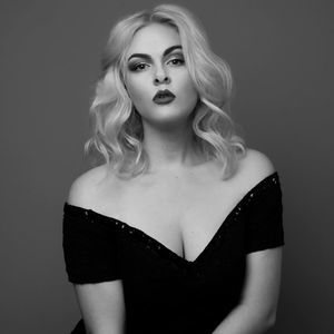 Meet your Posher, Hayley